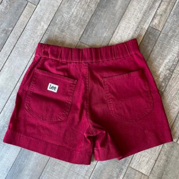 Lee Pants - Lee Burgundy Elastic Waist Shorts - Size 8